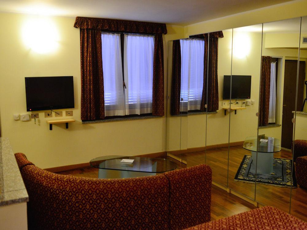 Malpensafiera Aparthotel