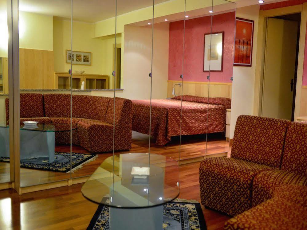 Malpensafiera Aparthotel Bernate Ticino