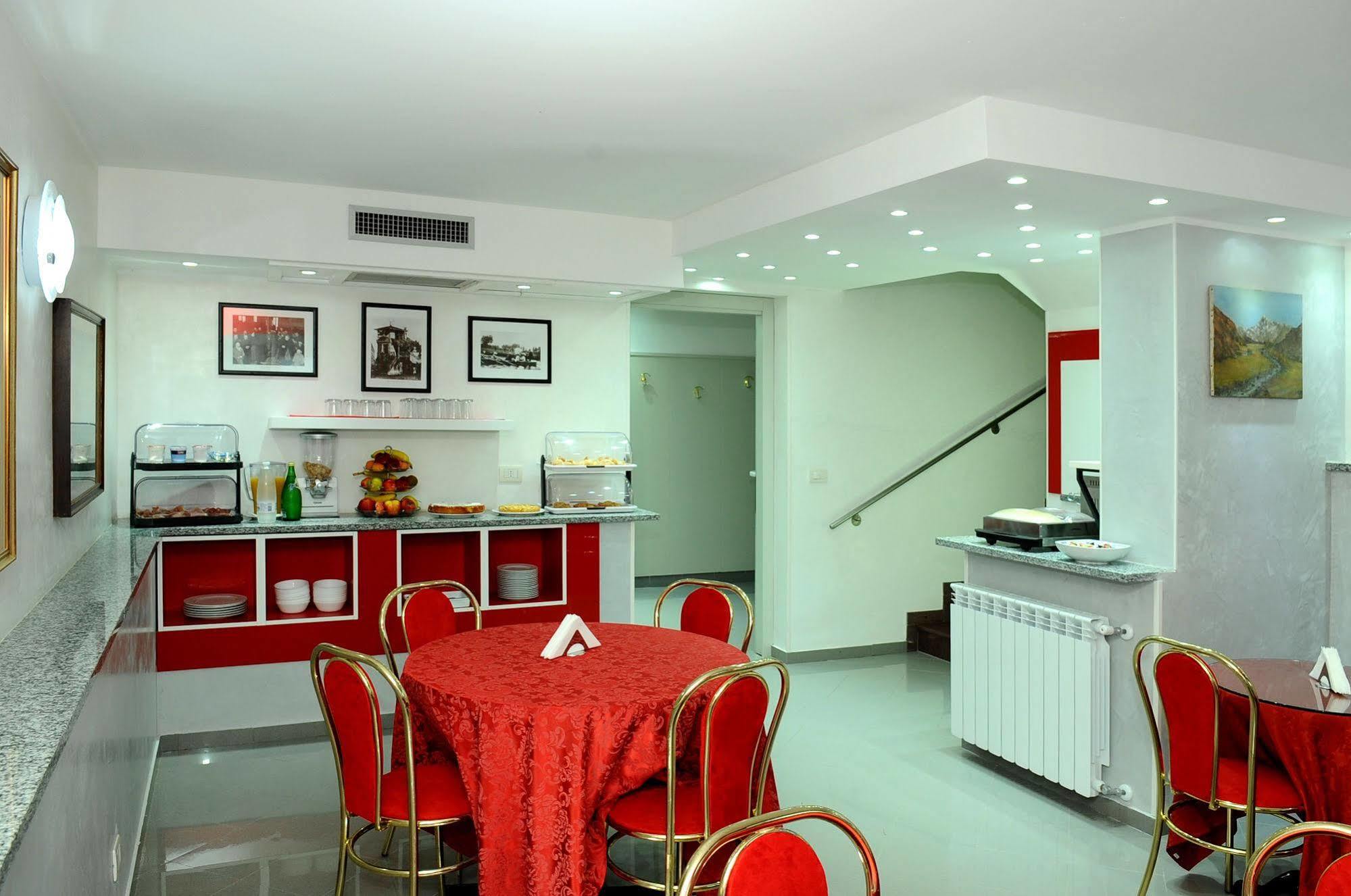 Malpensafiera Aparthotel Bernate Ticino